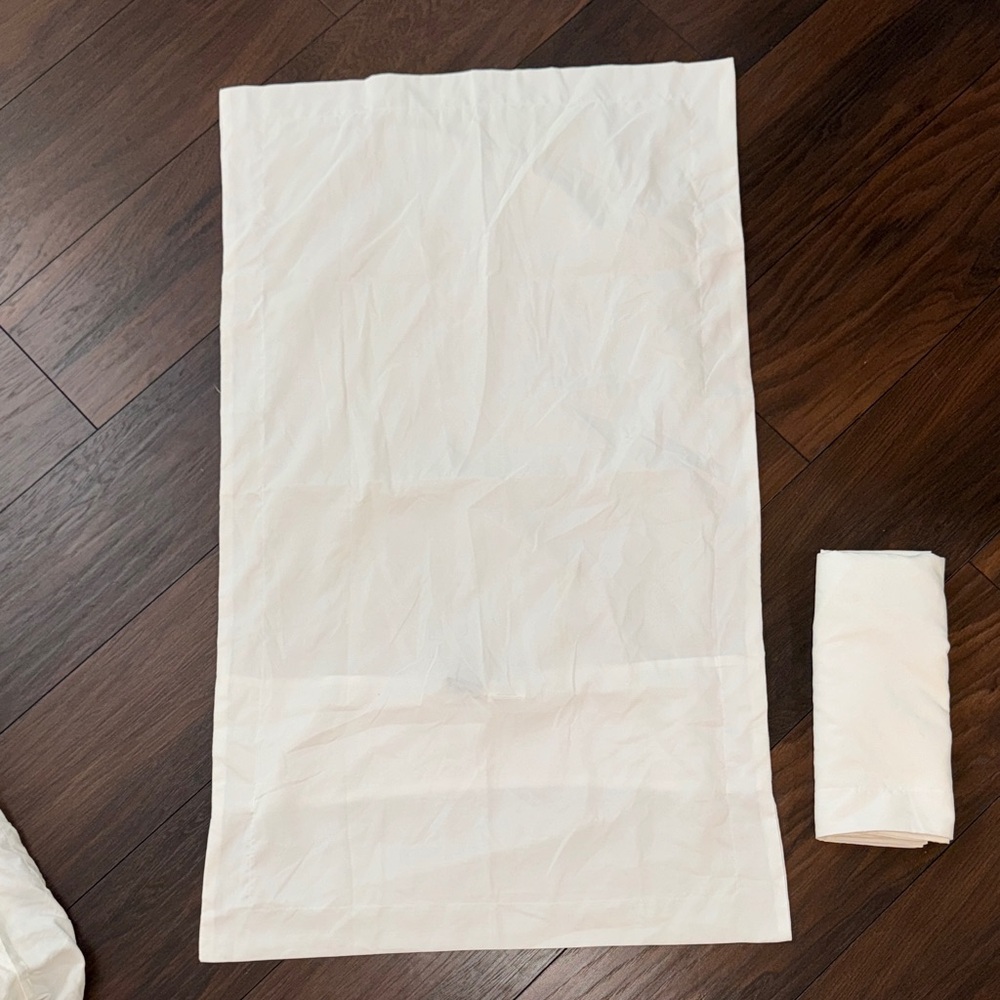 Very Large White Pillowcase Set